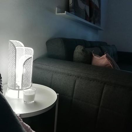 Sarmantni Apartman Malecka Zagreb Eksteriør bilde